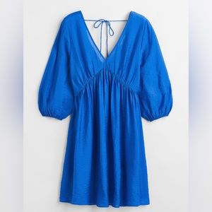 H&M V-Neck Dress bright blue. New with tags!